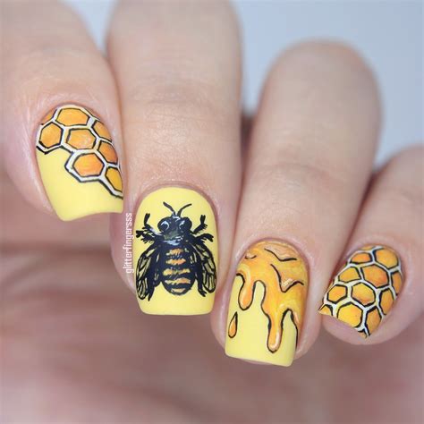 beautiful bee nails.